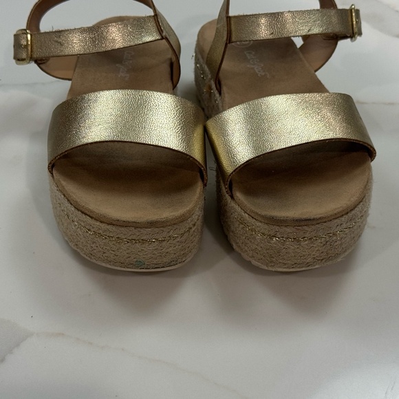 Girls Cat & Jack gold platform espadrilles size 13 - Picture 3 of 8